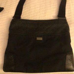 Gucci messenger bag